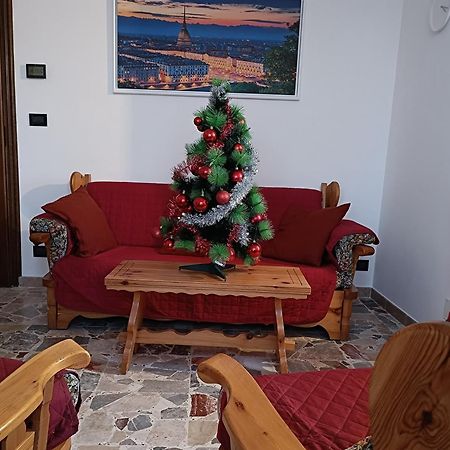 Grazioso Bilocale Merlino, Luminoso Con Vista Santuario, Wifi Giaveno Exterior photo